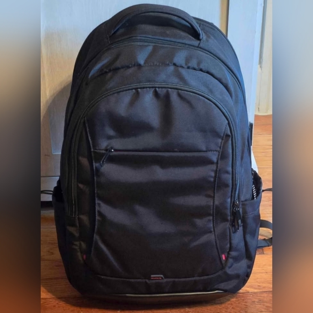 NWOT | Inateck | Laptop Bag Backpack | USB Port | 15.6 inch | Black | - Picture 6 of 10